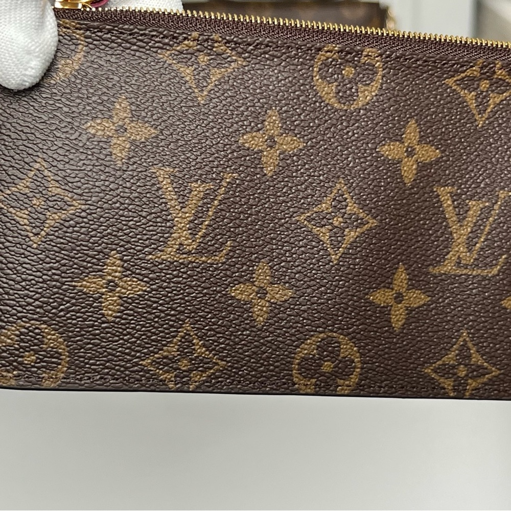 Authentic Louis Vuitton Felice Pochette in Monogram Canvas with Accessories - Picture 7 of 16